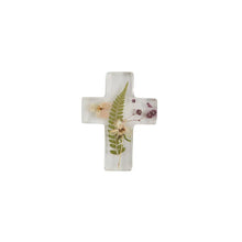  Dried Flower Resin Cross W Fern