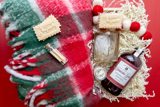Holiday Host with Cocktail/Mocktail Box