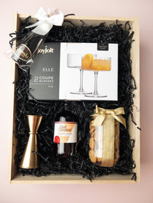  Let's Celebrate with Cocktails Box